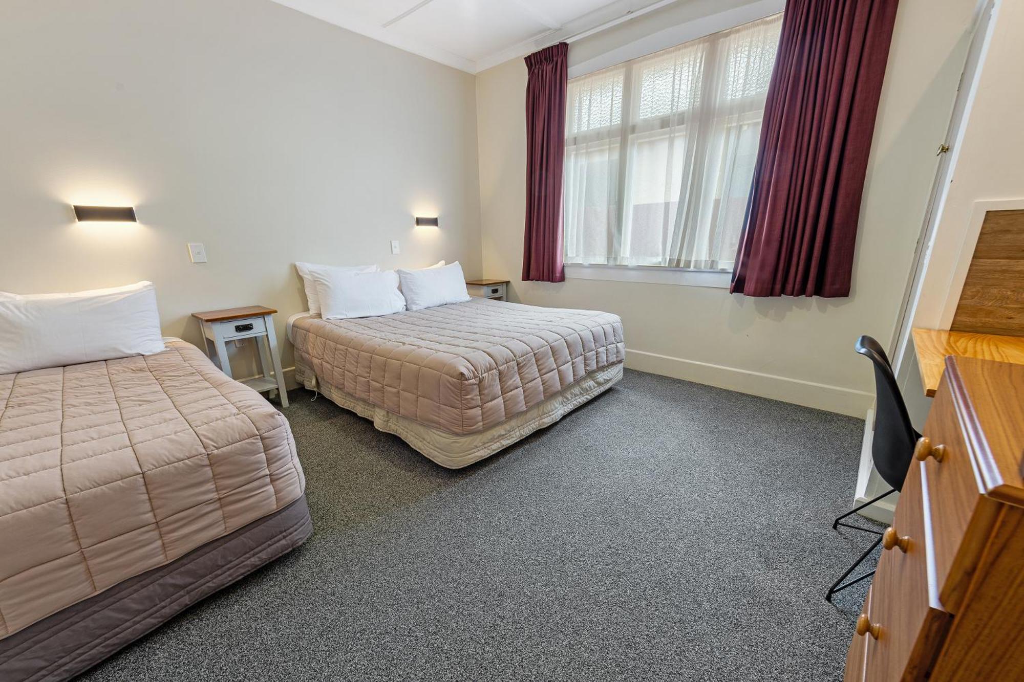 Tower Lodge Motel Invercargill Extérieur photo