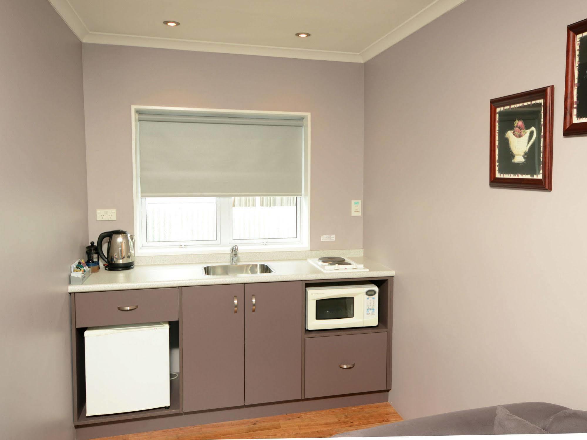 Tower Lodge Motel Invercargill Extérieur photo