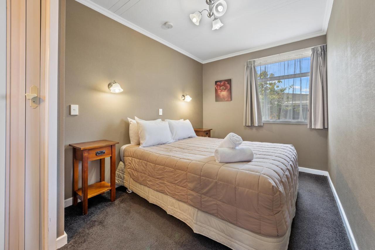Tower Lodge Motel Invercargill Extérieur photo