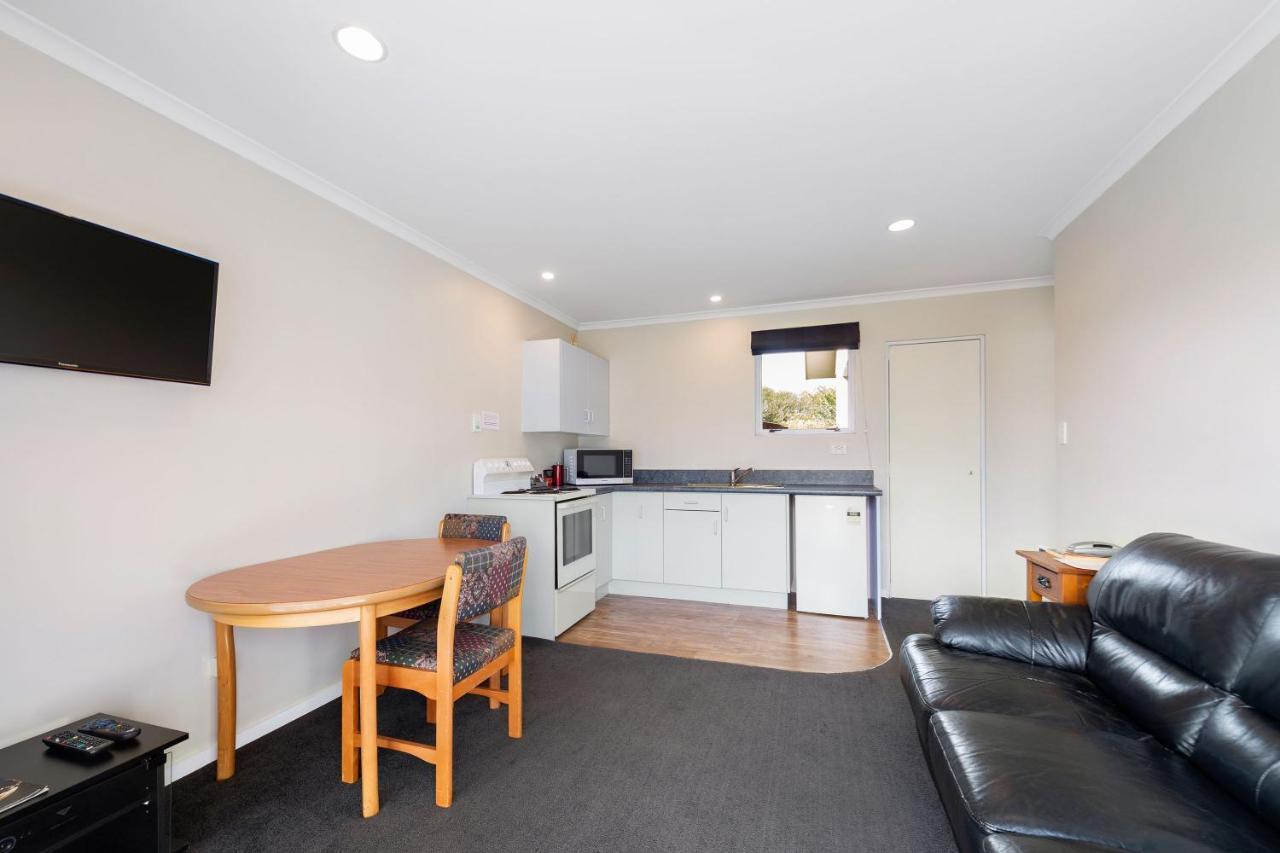 Tower Lodge Motel Invercargill Extérieur photo