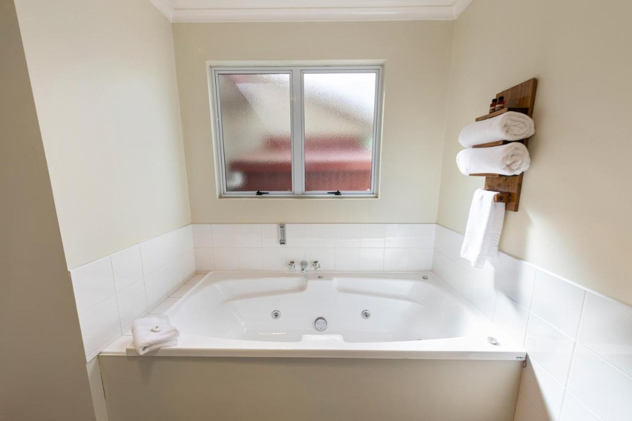 Tower Lodge Motel Invercargill Extérieur photo